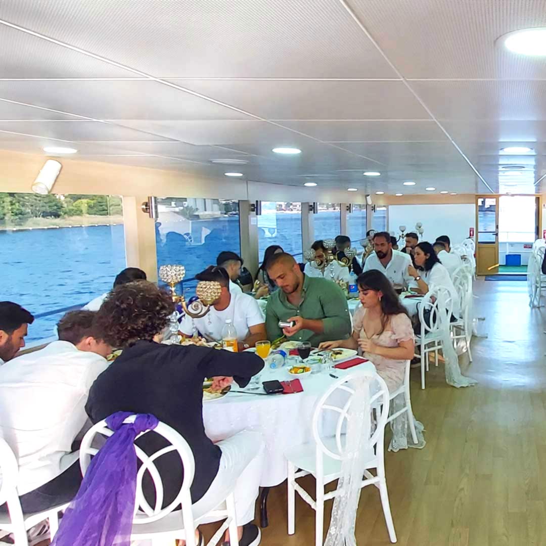 Teknede 80 Kişilik Sirket Yemeği
