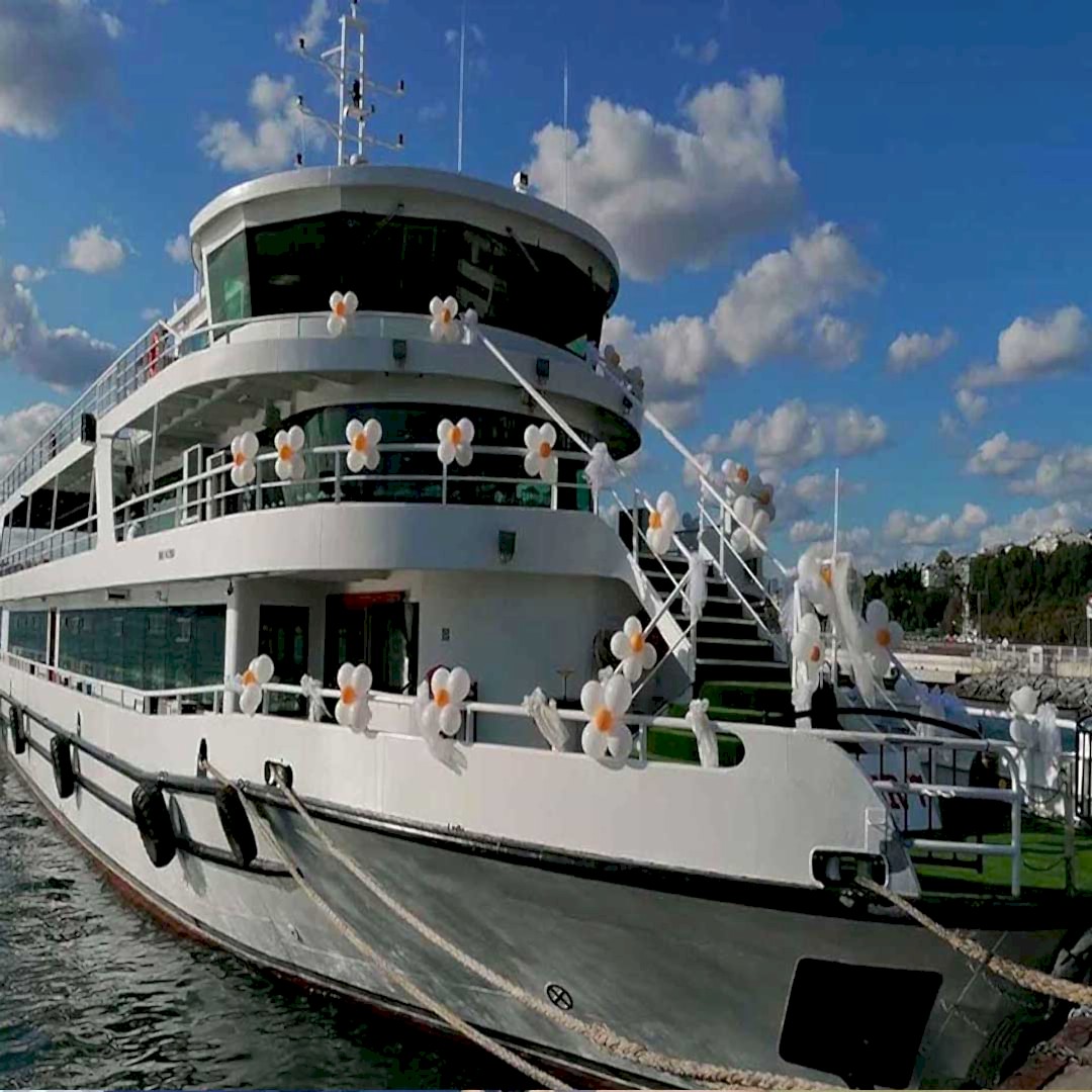 Teknede Şirket Yemeği Planlaması