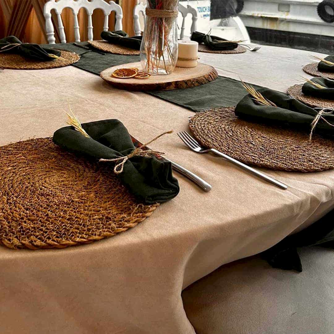 Teknede İş Toplanti Yemeği